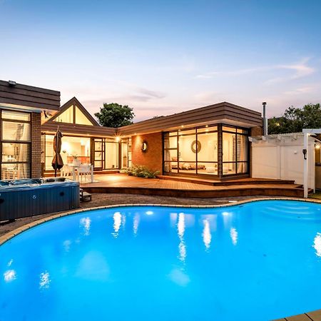 Entire House With Pool, Spa Auckland Bagian luar foto