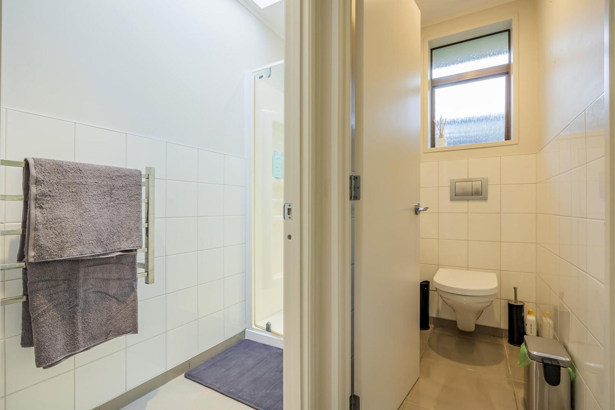 Entire House With Pool, Spa Auckland Bagian luar foto